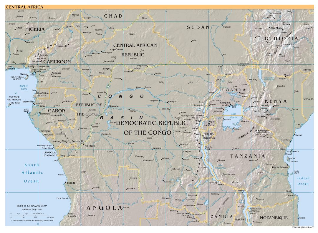 Mapa político a gran escala de África central con alivio y las principales ciudades - 2000