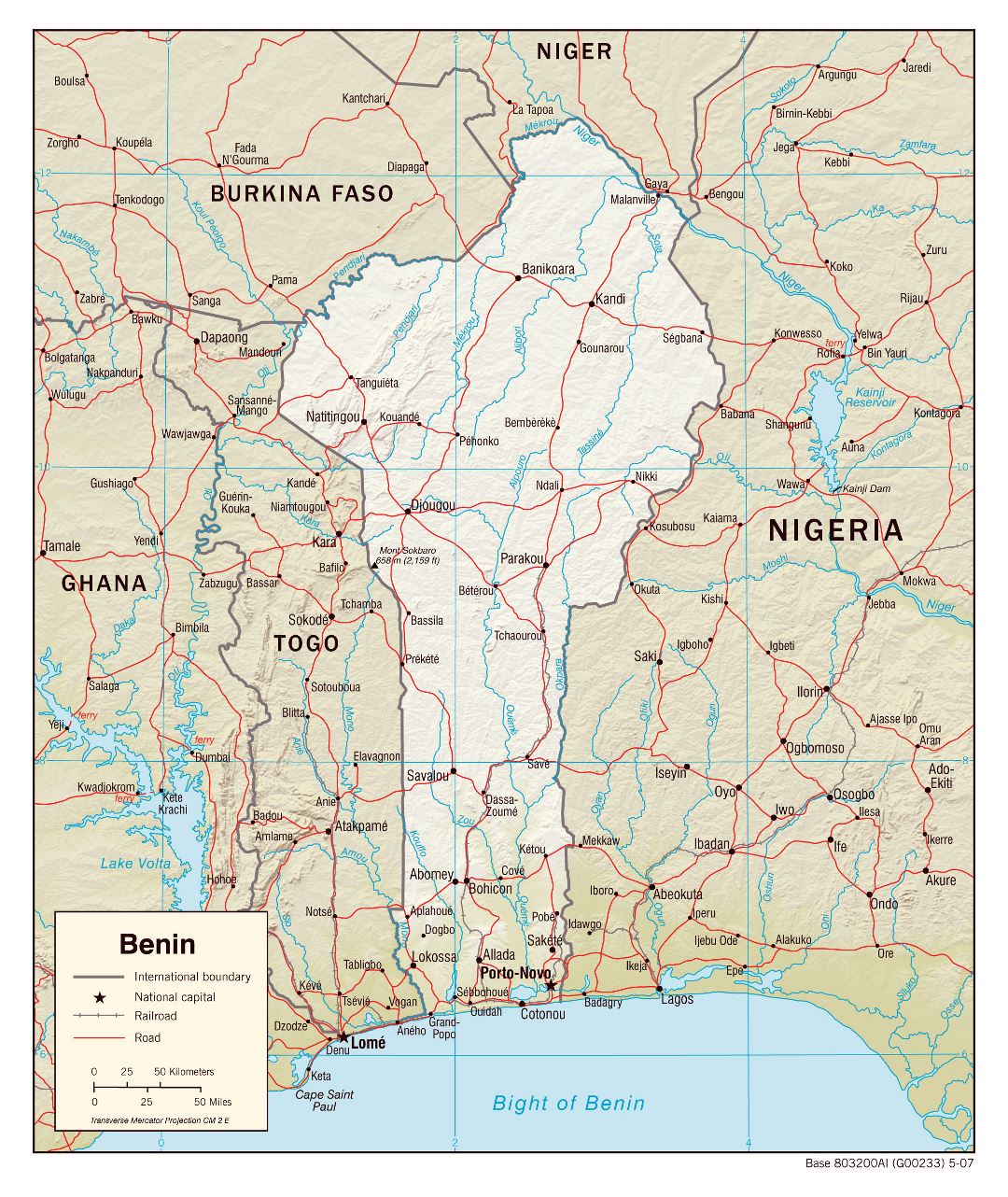 Grande detallado mapa político de Benin con relieve, carreteras, ferrocarriles y ciudades - 2007