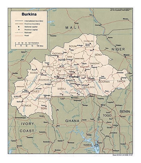 Detallado mapa político y administrativo de Burkina Faso con carreteras, ferrocarriles y principales ciudades - 1987