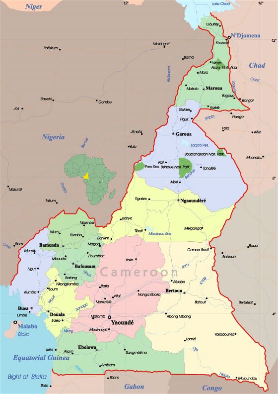 Detallado mapa político y administrativo de Camerún con carreteras y ciudades
