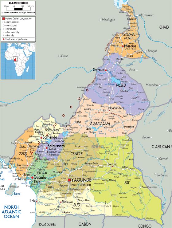 Grande mapa político y administrativo de Camerún con carreteras, ciudades y aeropuertos
