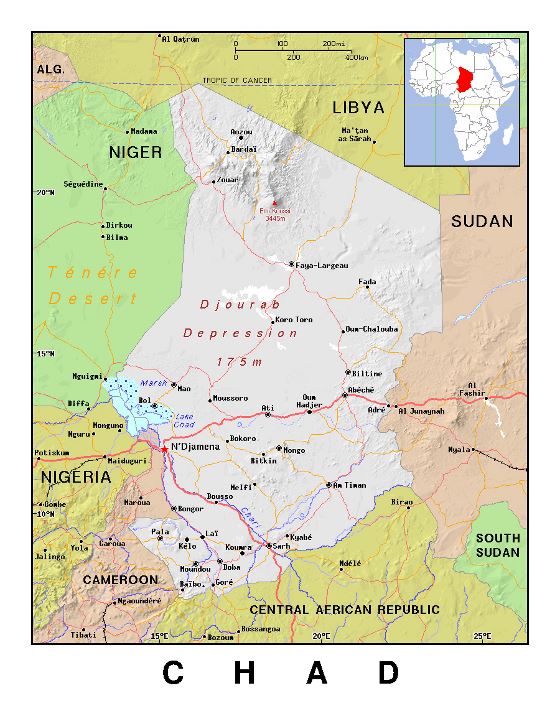 Detallado mapa político de Chad con relieve