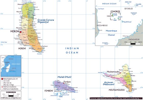 Grande mapa político y administrativo de Islas Comoras con carreteras, ciudades y aeropuertos