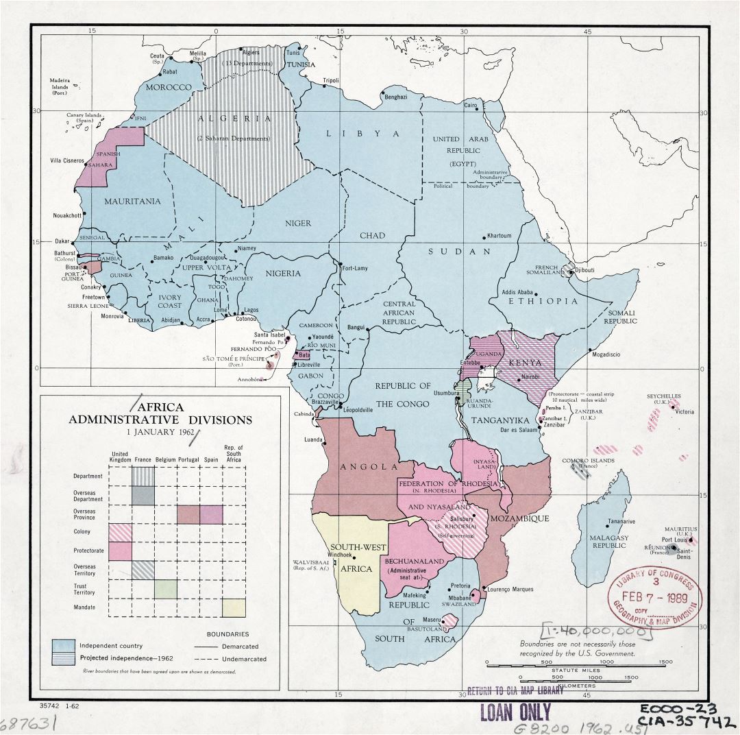 Detalles grandes divisiones administrativas mapa de África con las marcas de las grandes ciudades - enero de 1962