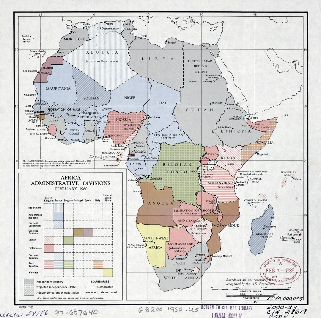 Detalles grandes divisiones administrativas mapa de África con las marcas de las grandes ciudades - febrero de 1960