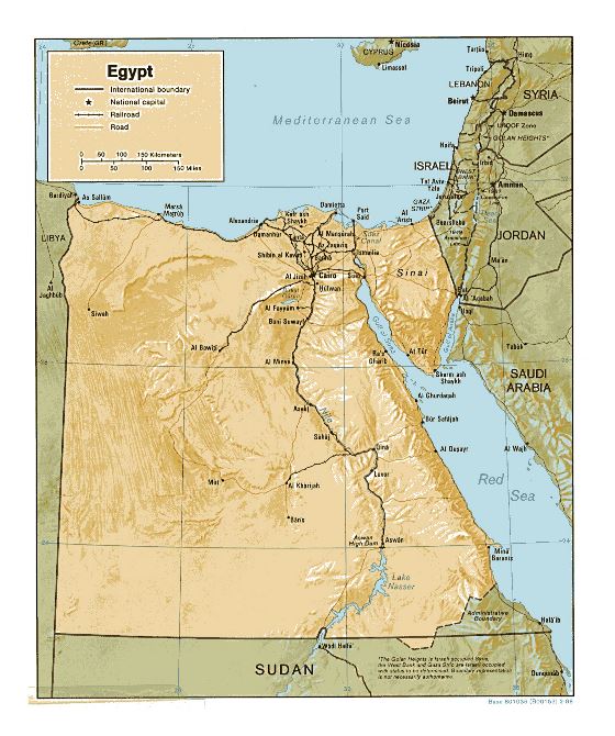 Detallado mapa político de Egipto con relieve, carreteras, ferrocarriles y principales ciudades - 1988