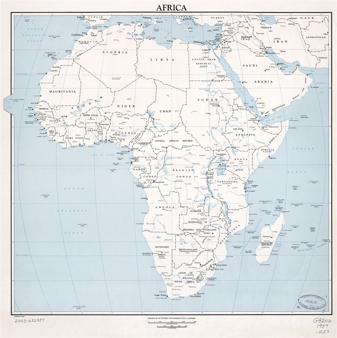 Gran escala del mapa político detallada de África, con marcas de capitales, ciudades importantes y nombres de países - 1959