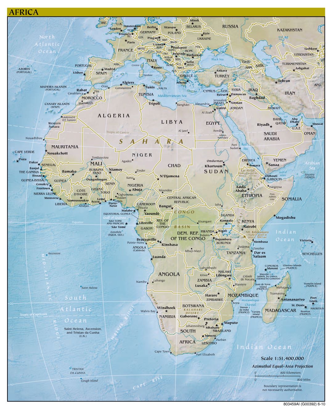 Mapa grande política detallada de África con alivio y capitales - 2010
