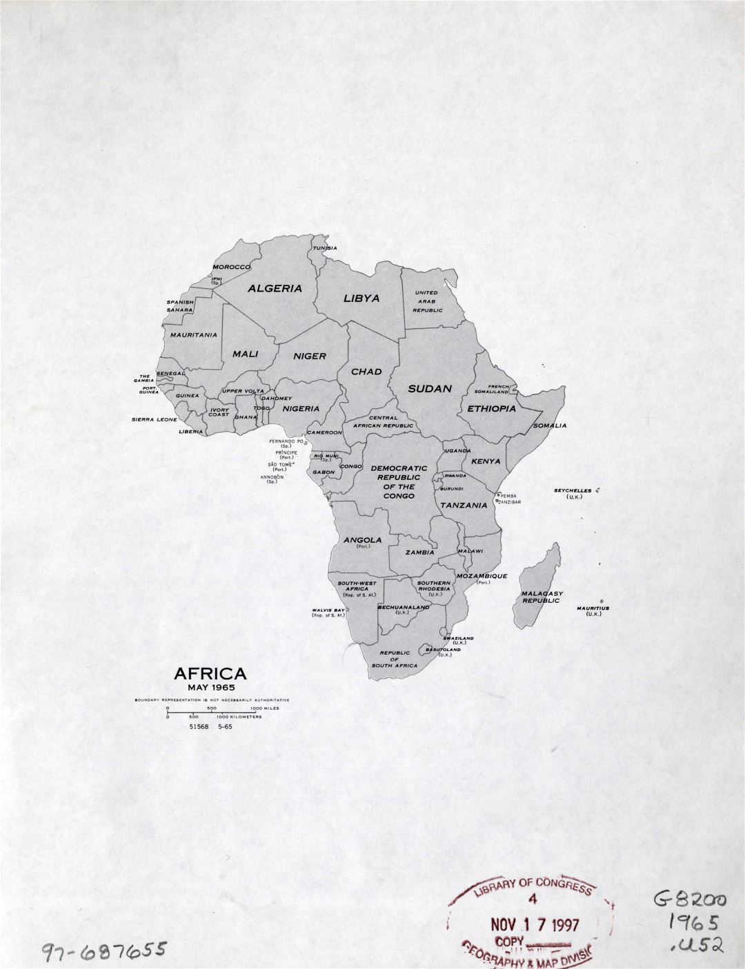 Mapa grande política detallada de África con los nombres de los países - mayo de 1965