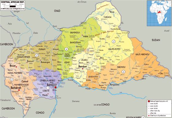 Grande mapa político y administrativo de República Centroafricana con carreteras, ciudades y aeropuertos