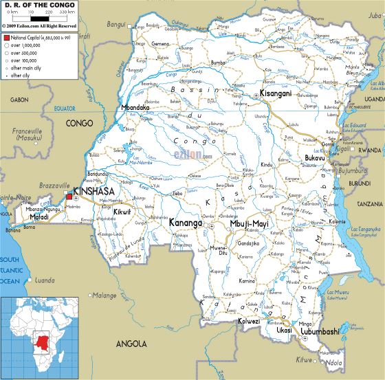 Grande mapa de carreteras de República Democrática del Congo con ciudades y aeropuertos