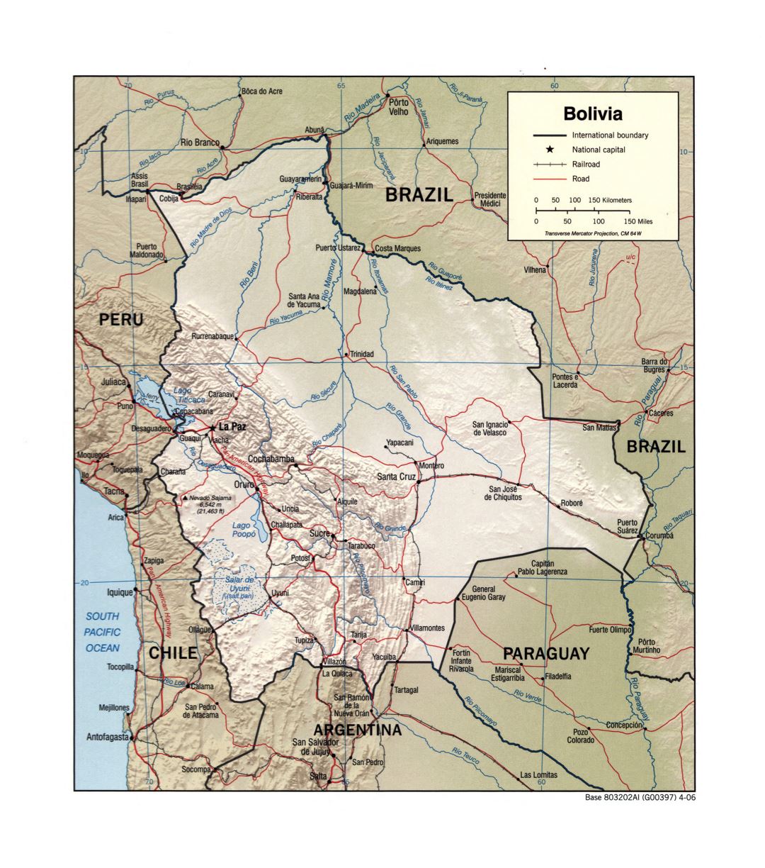 Grande detallado mapa político de Bolivia con relieve, ríos, carreteras, ferrocarriles y grandes ciudades - 2006