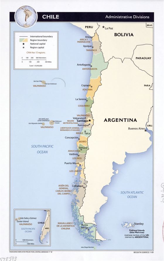 Grande detallado mapa de administrativas divisiones de Chile con marcas de principales ciudades - 2009