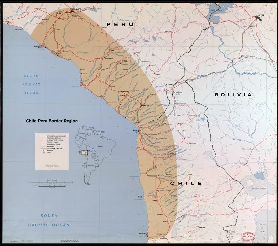 Grande detallado mapa de región fronteriza Chile-Perú con otras marcas - 1974