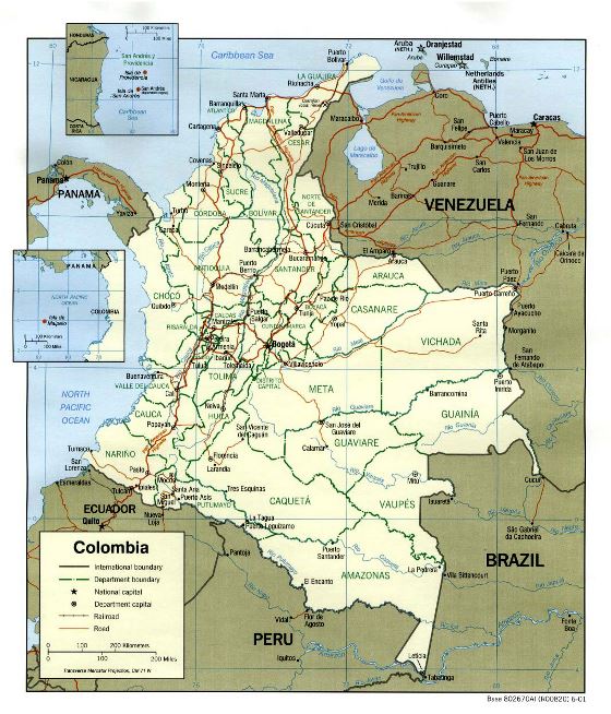 Grande mapa político y administrativo de Colombia con carreteras y principales ciudades - 2001