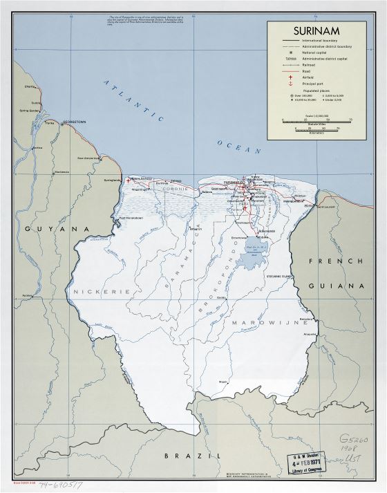 A gran escala mapa político y administrativo de Surinam con marcas de carreteras, ferrocarriles, ciudades, puertos marítimos y aeropuertos - 1968