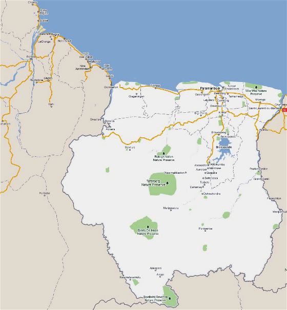 Grande hoja de ruta de Surinam con ciudades