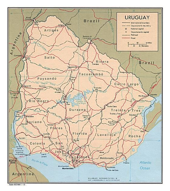 Grande mapa político y administrativo de Uruguay con carreteras y ciudades - 1973