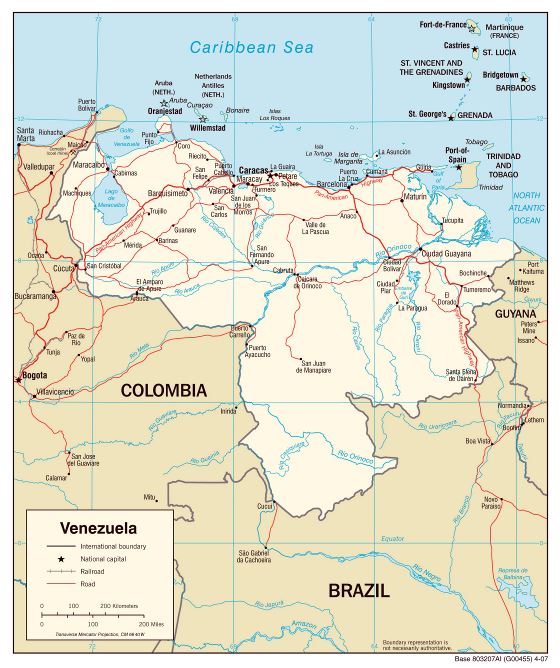 A gran escala mapa político de Venezuela con carreteras y ciudades - 2007