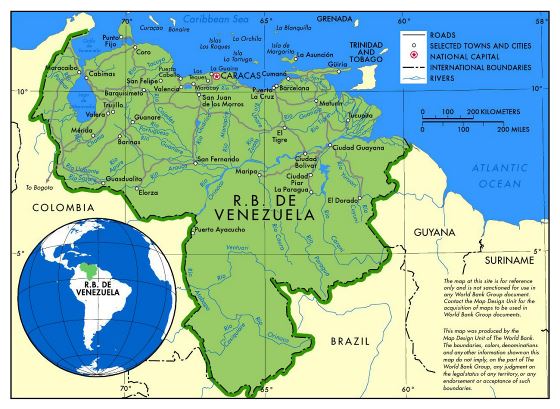 Grande mapa político de Venezuela con carreteras y principales ciudades