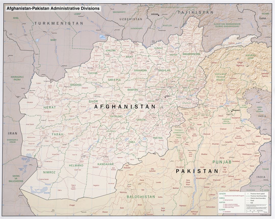 A gran escala mapa de administrativas divisiones de Afganistán y Pakistán con relieve - 2008