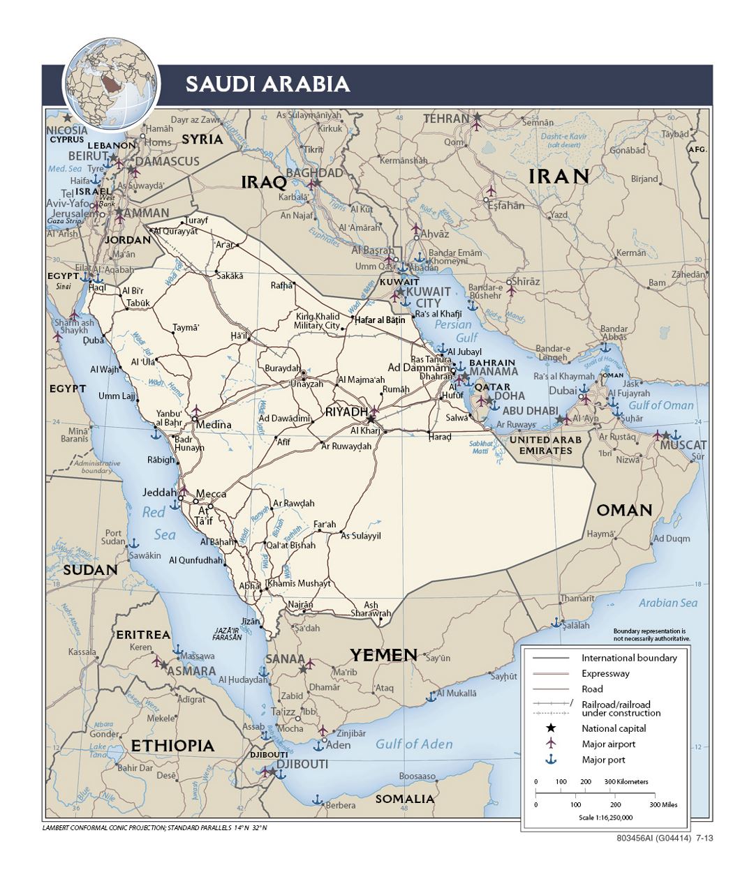 Detallado mapa político de Arabia Saudita con carreteras, ferrocarriles, puertos, aeropuertos y principales ciudades - 2013