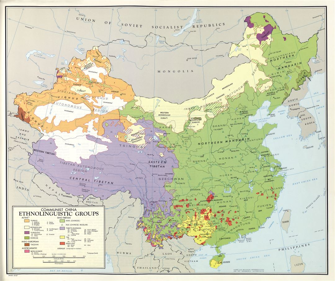 A gran escala detallado grupos etnolingüísticos mapa de China comunista - 1967