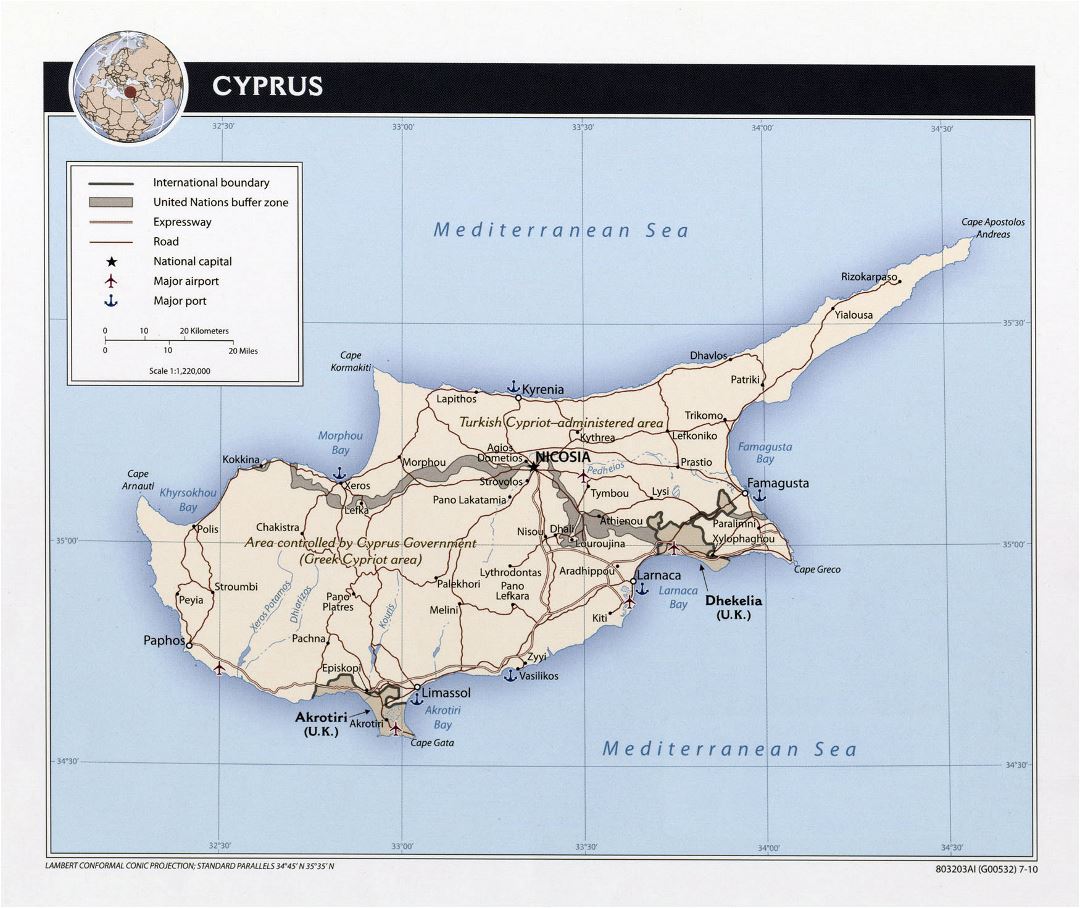 Grande mapa político de Chipre con carreteras, principales ciudades, puertos marítimos y aeropuertos - 2010