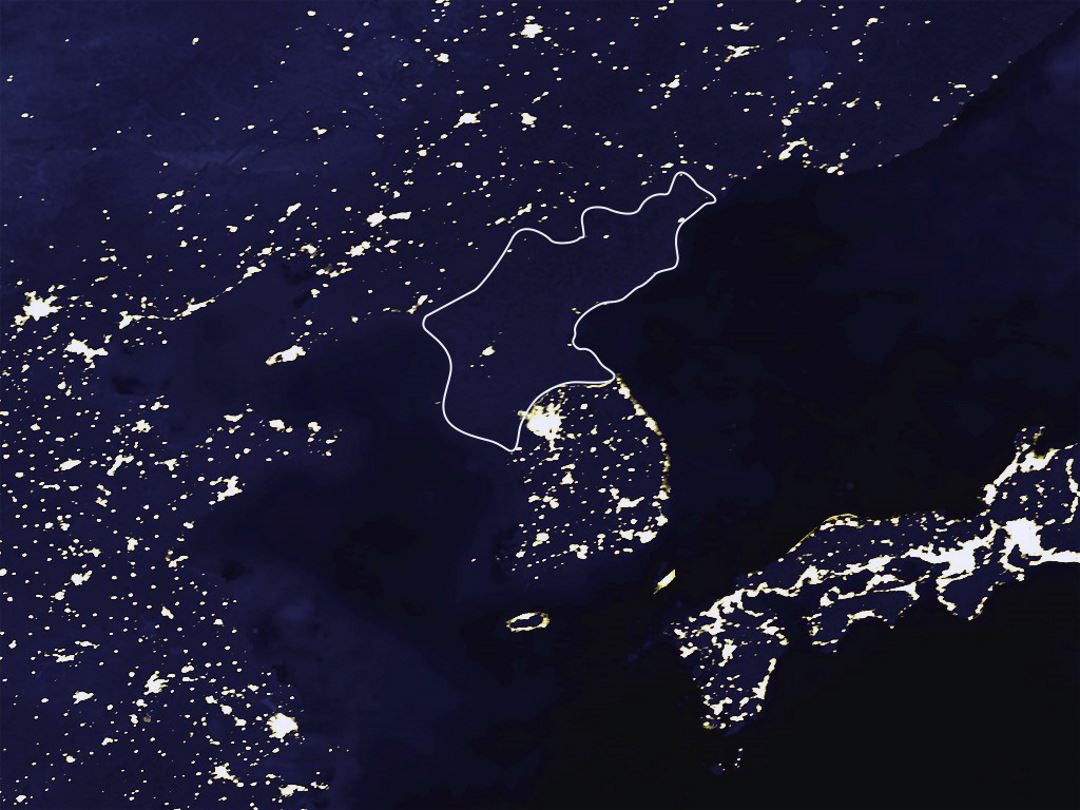 Mapa satelital de Corea del Norte en la noche