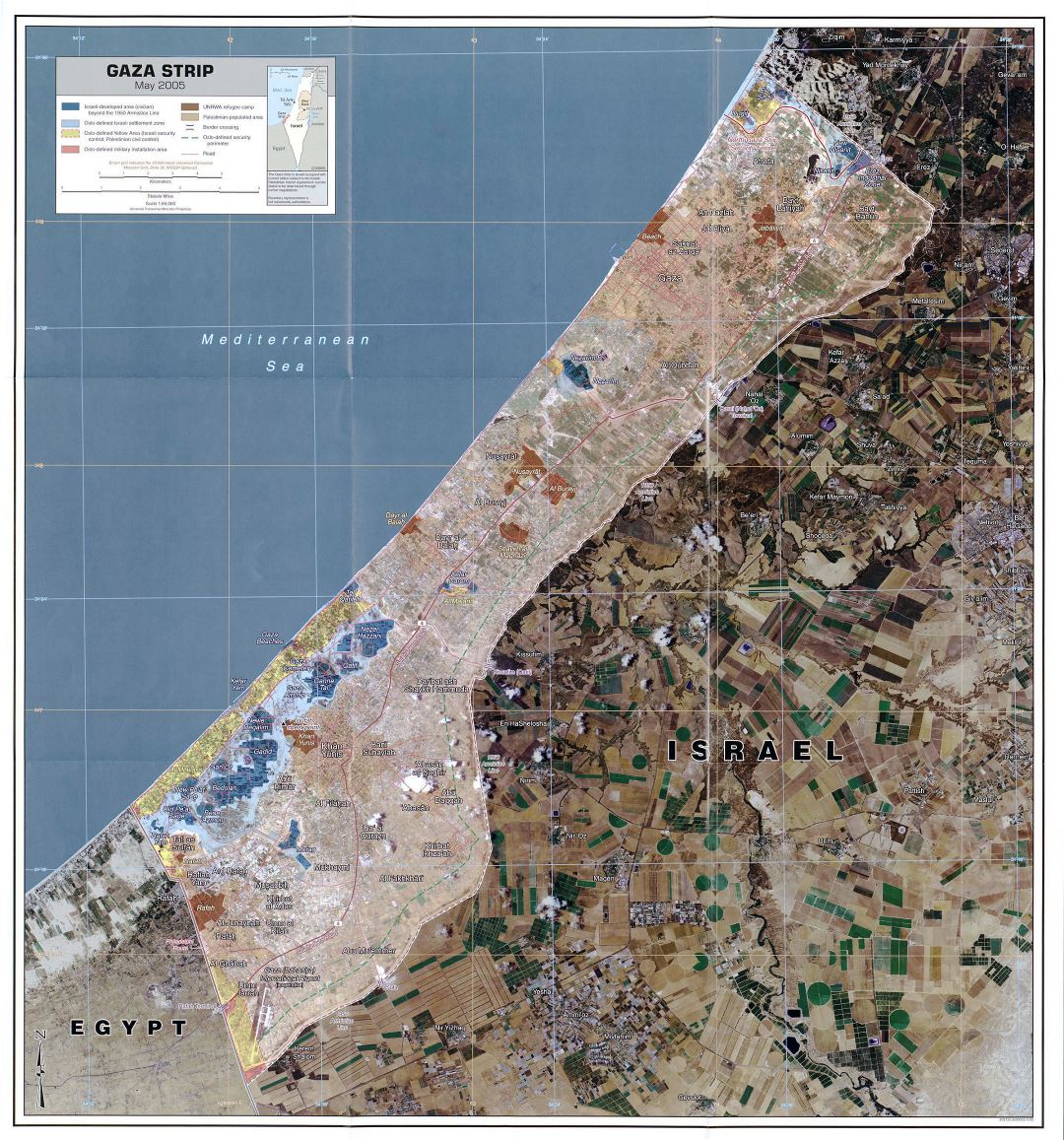 Grande detallado mapa satelital de la Franja de Gaza con carreteras, ciudades y otras marcas - 2005