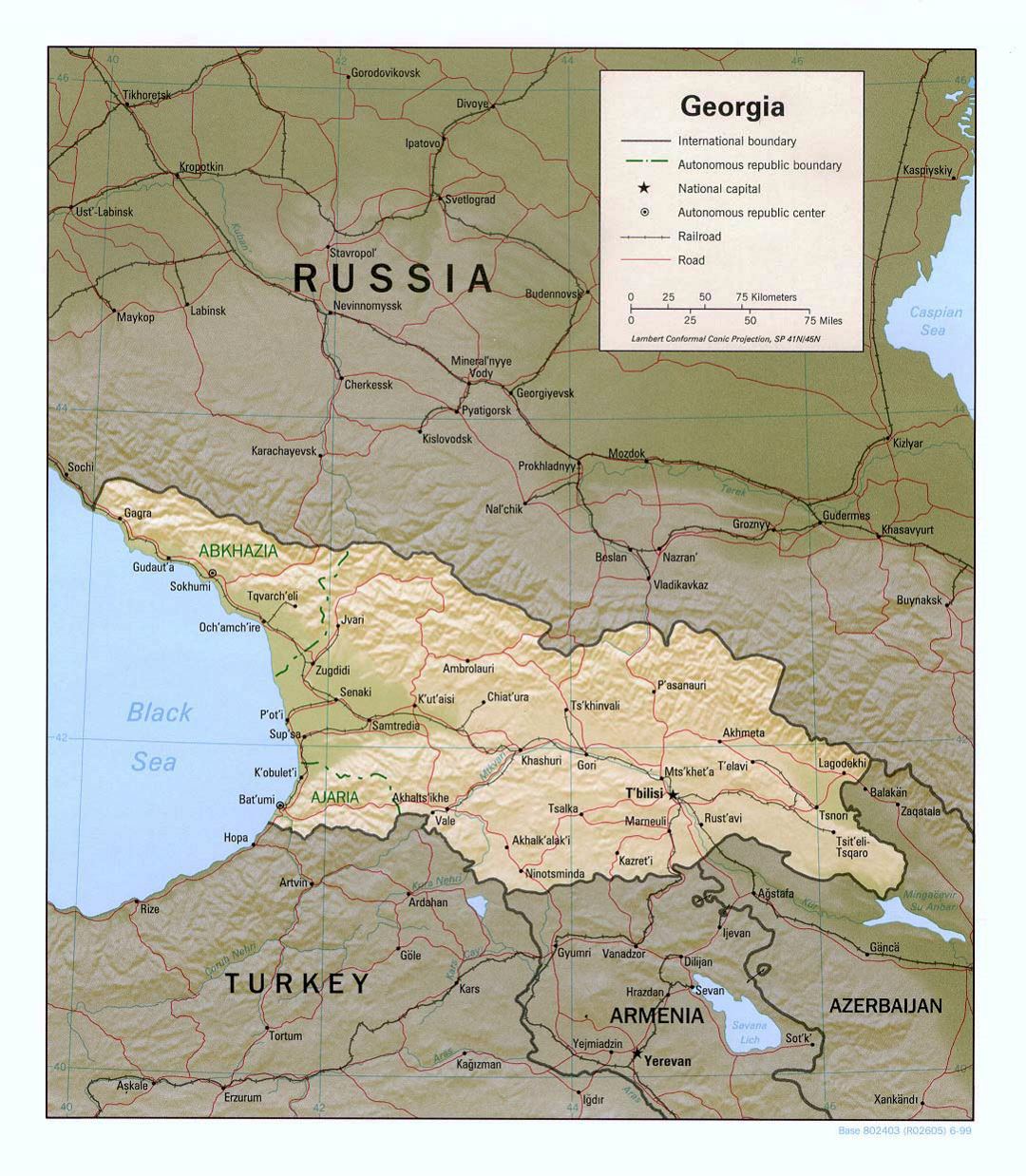Detallado mapa político de Georgia con socorro, carreteras, ferrocarriles y principales ciudades - 1999