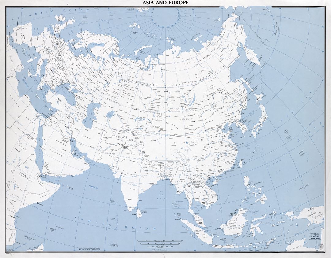 Gran escala del mapa político detallada de Asia y Europa con las principales ciudades - 1975