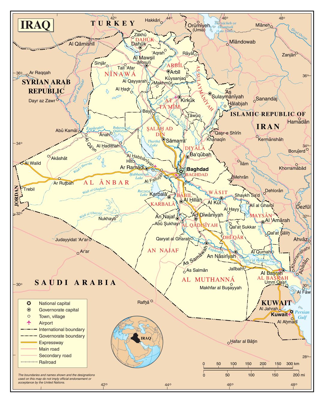 Grande detallado mapa político y administrativo de Iraq con carreteras, ciudades y aeropuertos