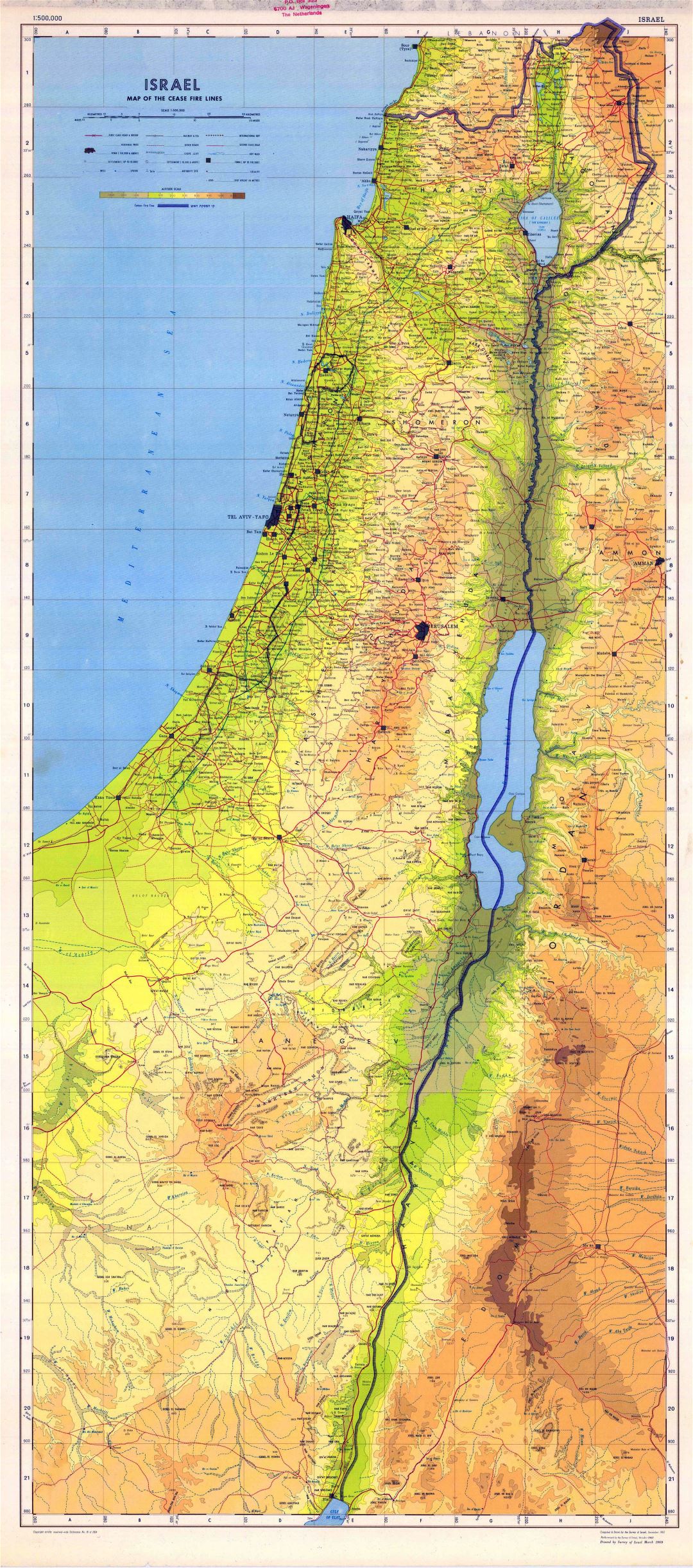 A gran escala detallado mapa físico de Israel con todas las carreteras, ciudades y otras marcas