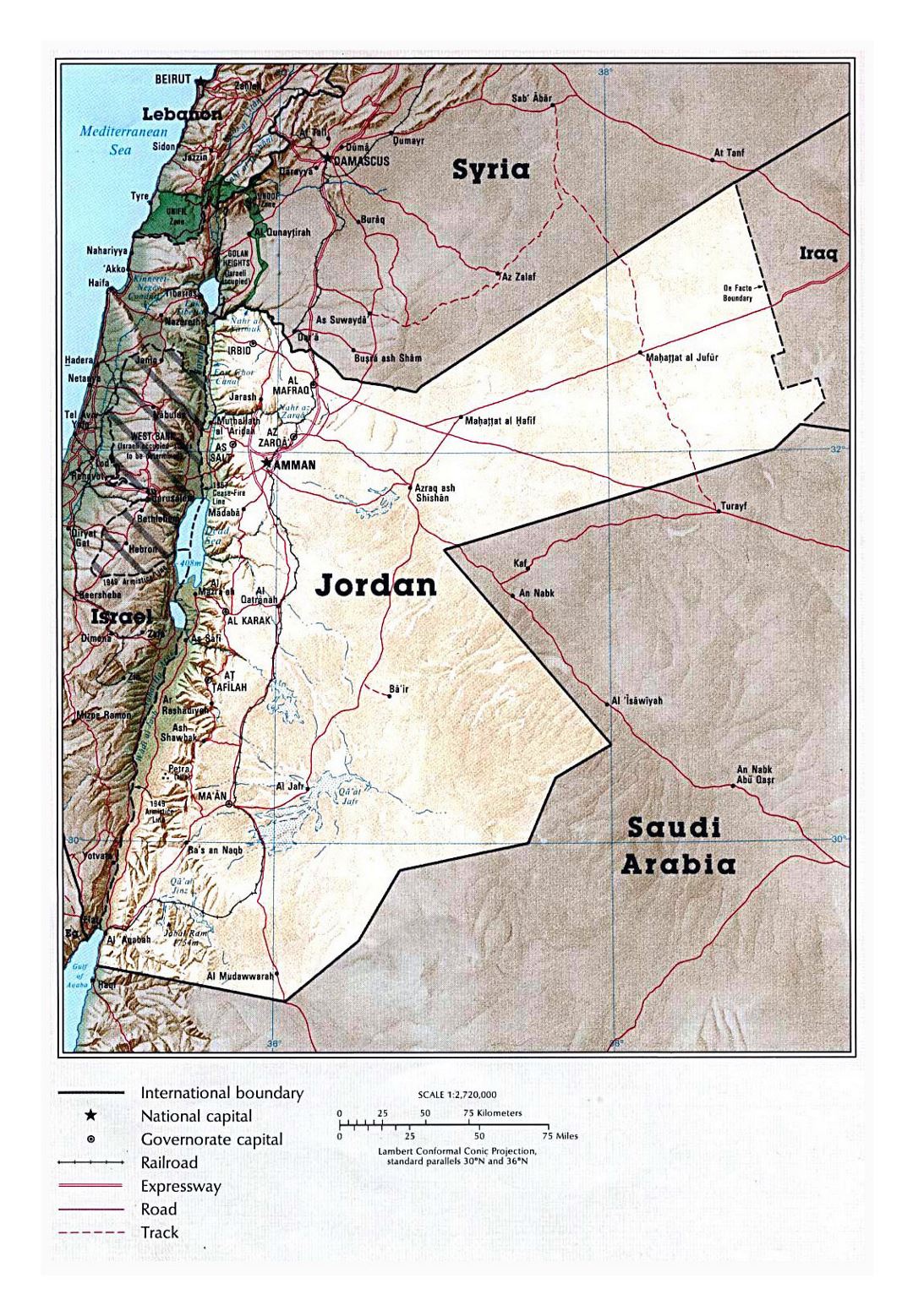 Detallado mapa político de Jordania con relieve, carreteras, ferrocarriles y grandes ciudades