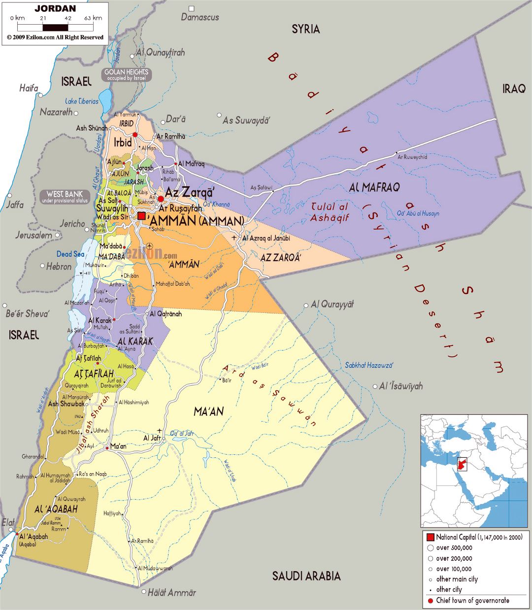 Grande mapa político y administrativo de Jordania con carreteras, ciudades y aeropuertos