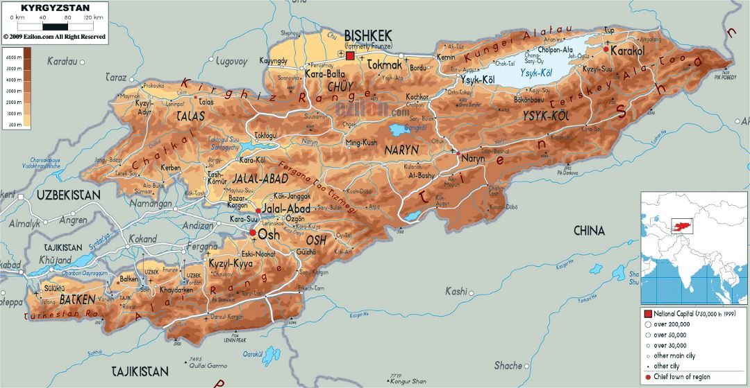 Grande mapa físico de Kirguistán con carreteras, ciudades y aeropuertos