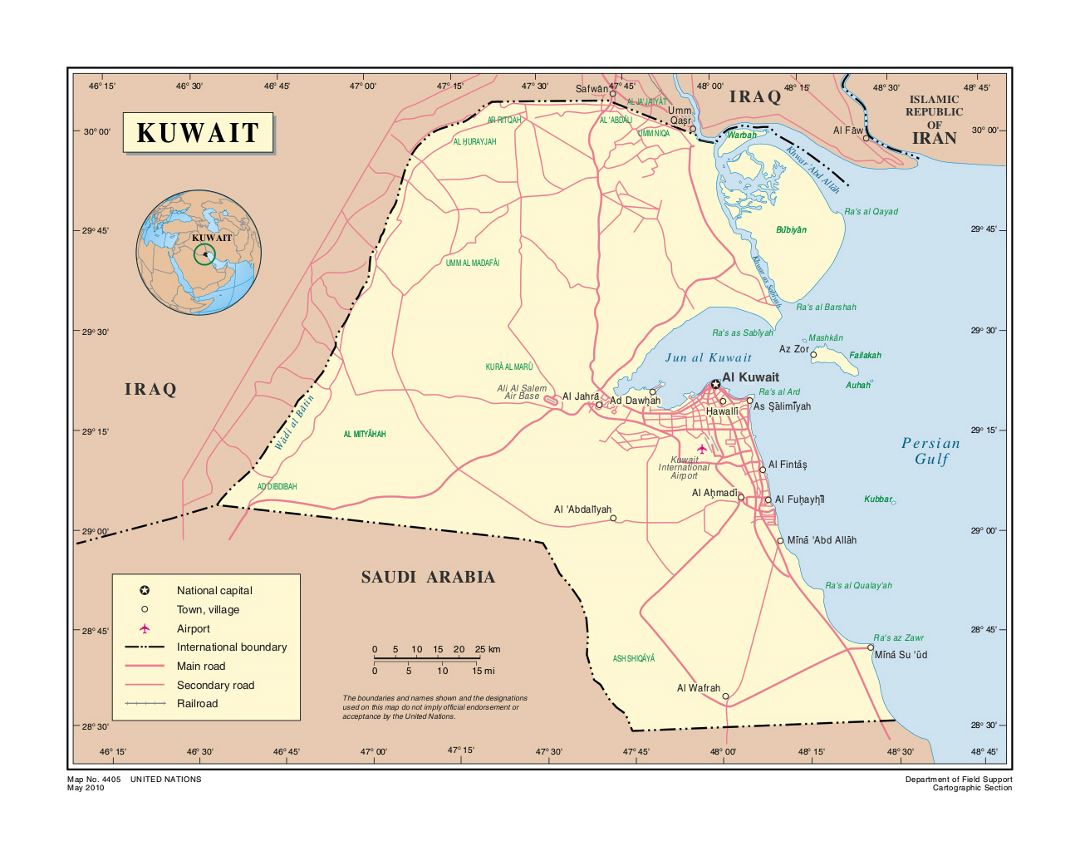 Detallado mapa político de Kuwait con carreteras, aeropuertos y ciudades