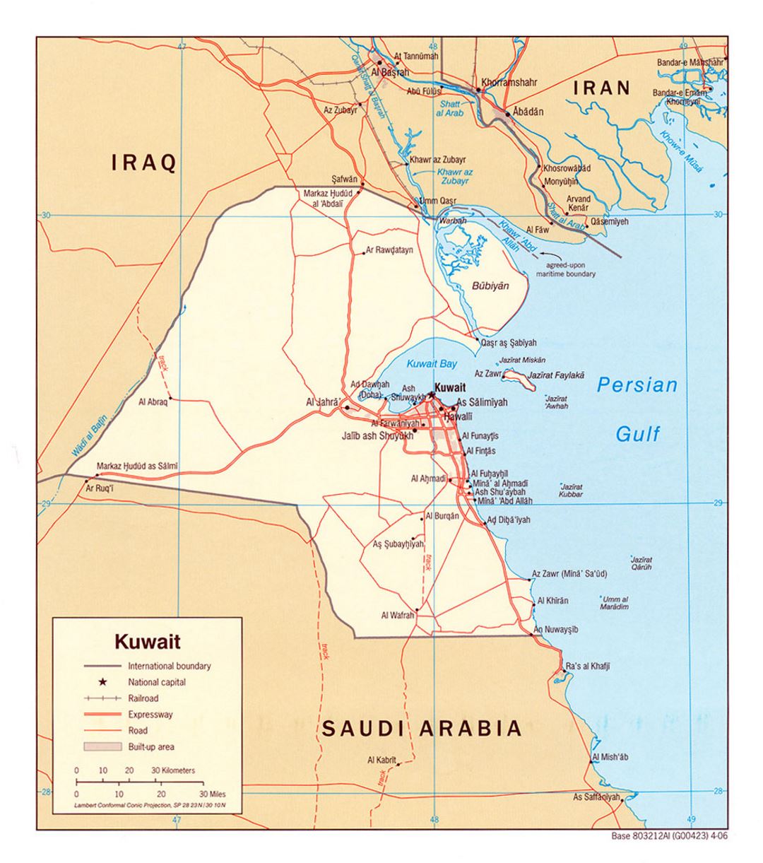 Detallado mapa político de Kuwait con carreteras, ferrocarriles y ciudades - 2006