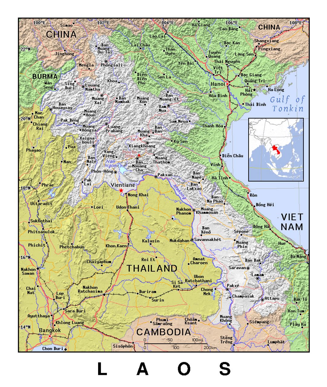 Detallado mapa político de Laos con relieve