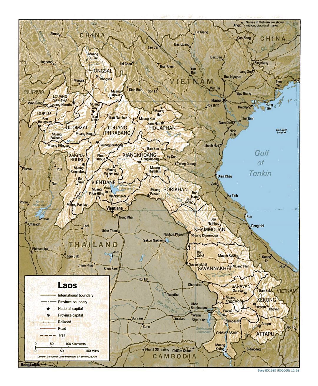 Detallado mapa político y administrativo de Laos con relieve, carreteras, ferrocarriles y principales ciudades - 1993