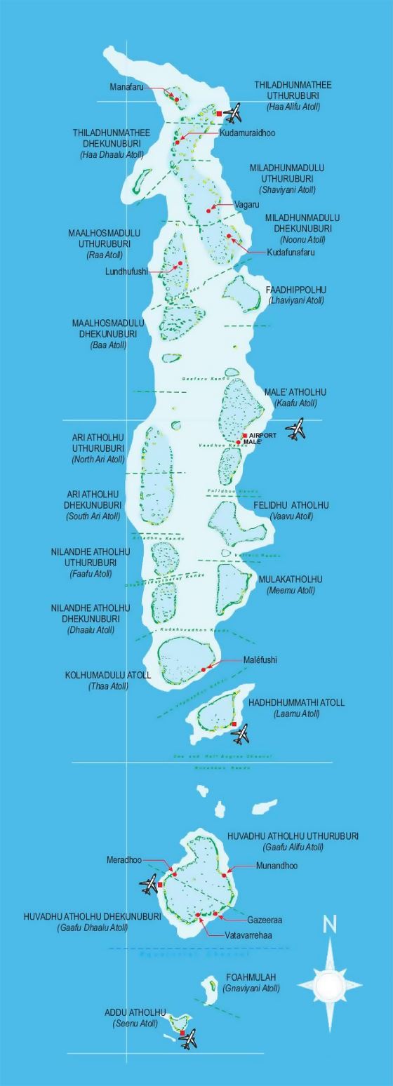Detallado mapa de Maldivas con aeropuertos