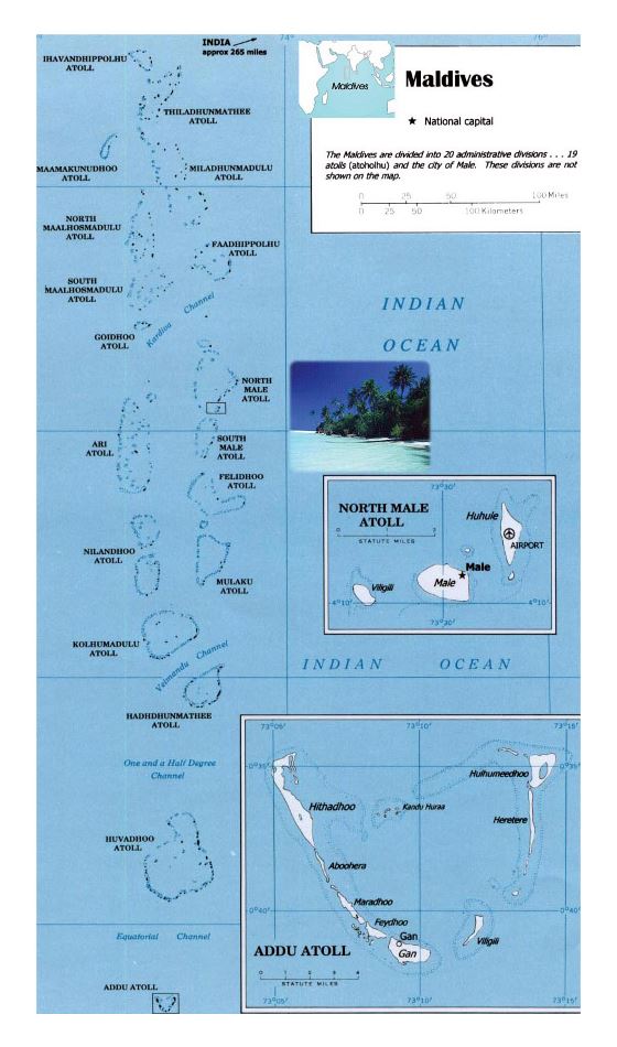 Detallado mapa político de Maldivas