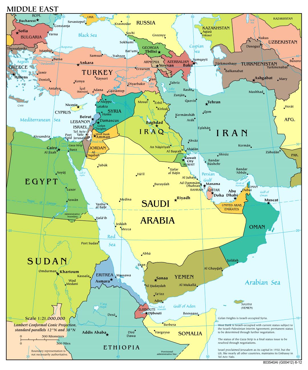 Gran escala detallada mapa político del Medio Oriente con las principales ciudades y capitales - 2012