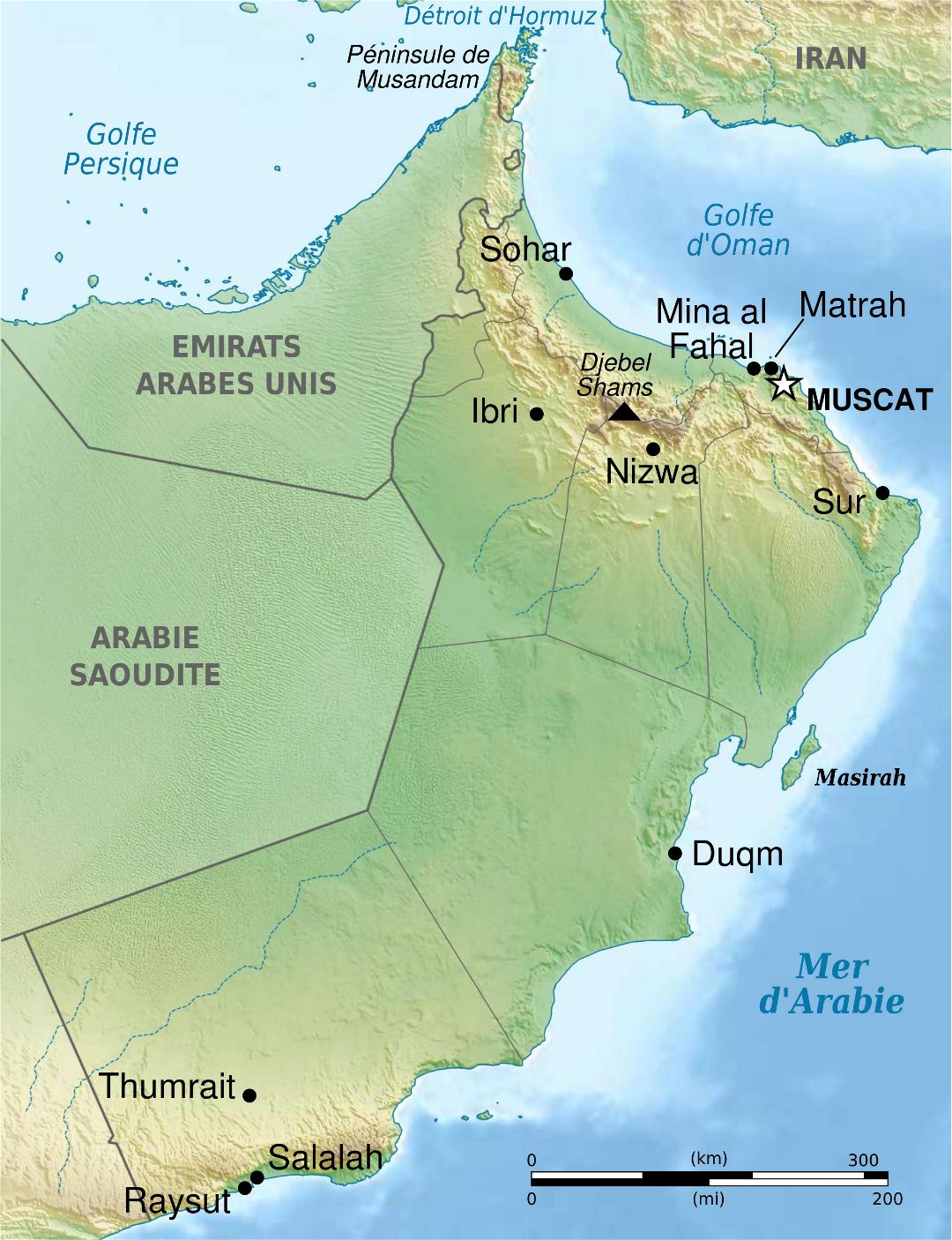 Grande detallado mapa en relieve de Omán con administrativas divisiones y grandes ciudades