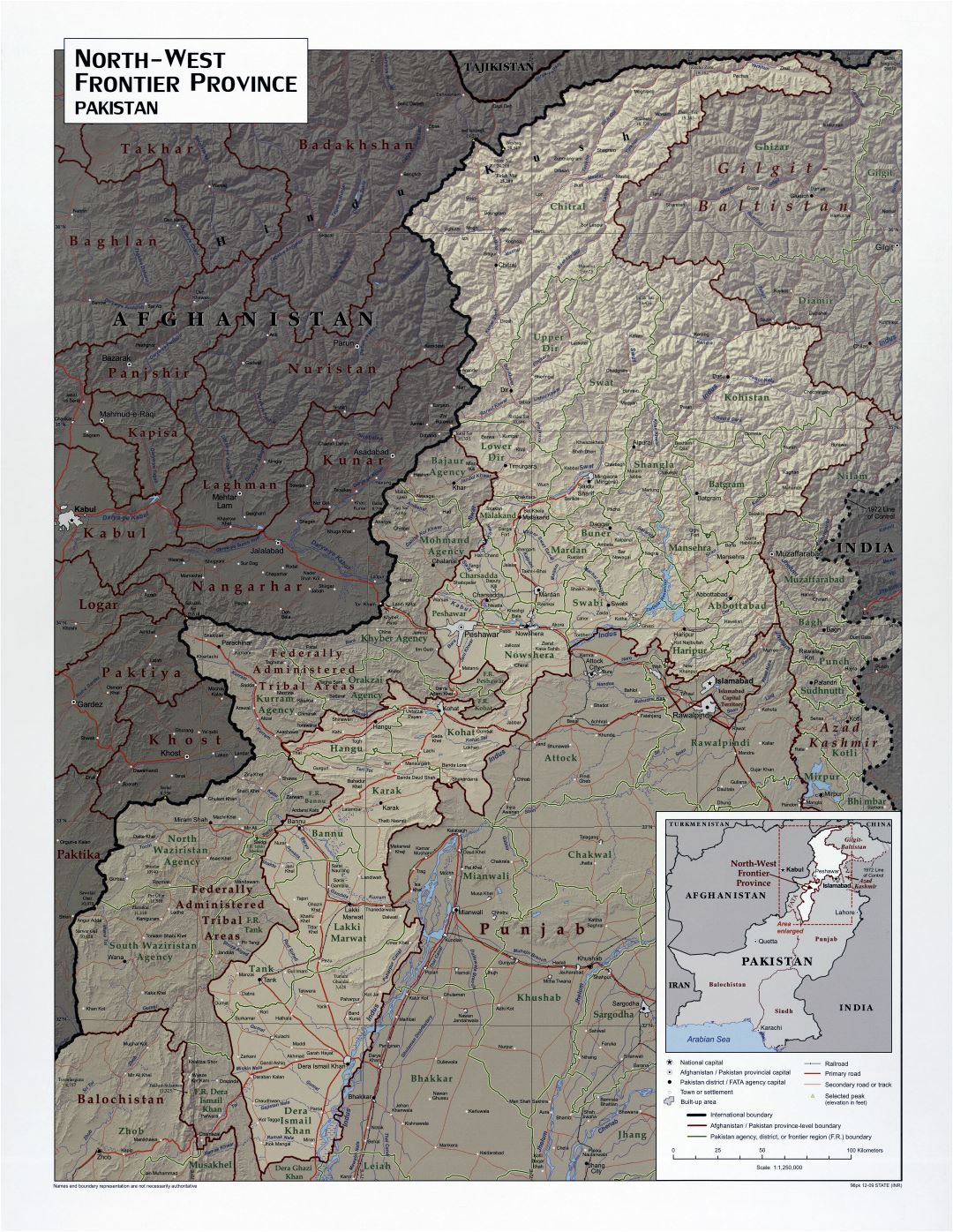 A gran escala detallado mapa de la provincia de la frontera noroeste de Pakistán con relieve, carreteras, ferrocarriles y ciudades - 2009