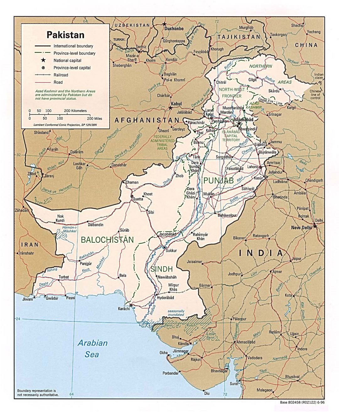 Detallado mapa político y administrativo de Pakistán con carreteras, ferrocarriles y principales ciudades - 1996