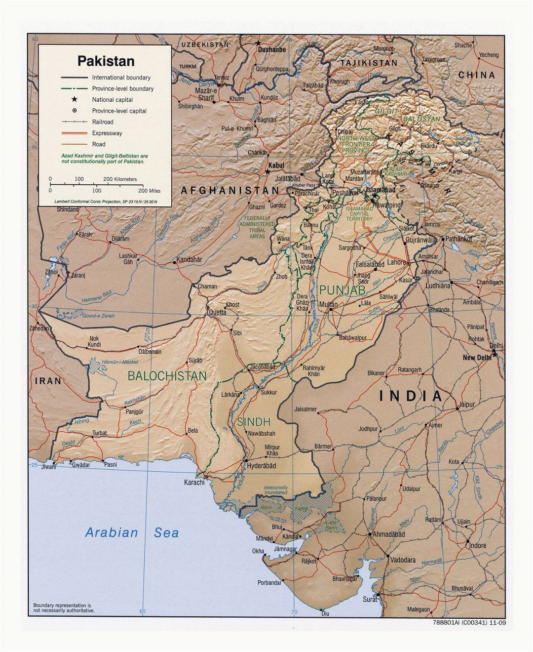 Detallado mapa político y administrativo de Pakistán con relieve, carreteras, ferrocarriles y principales ciudades - 2009