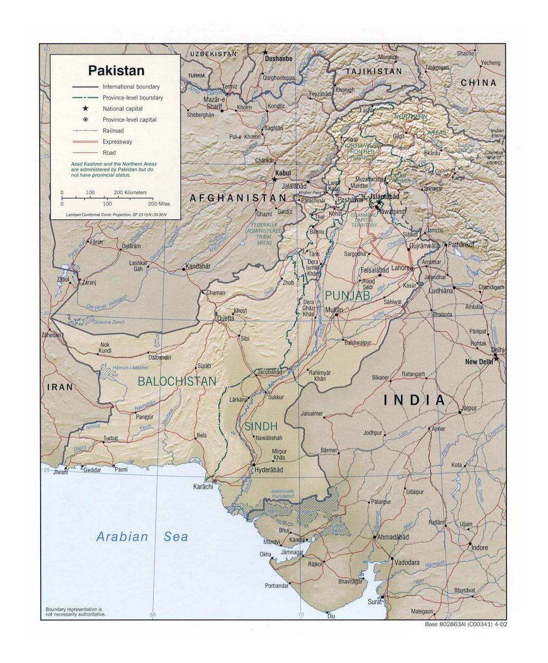 Detallado mapa político y administrativo de Pakistán con socorro, carreteras, ferrocarriles y principales ciudades - 2002