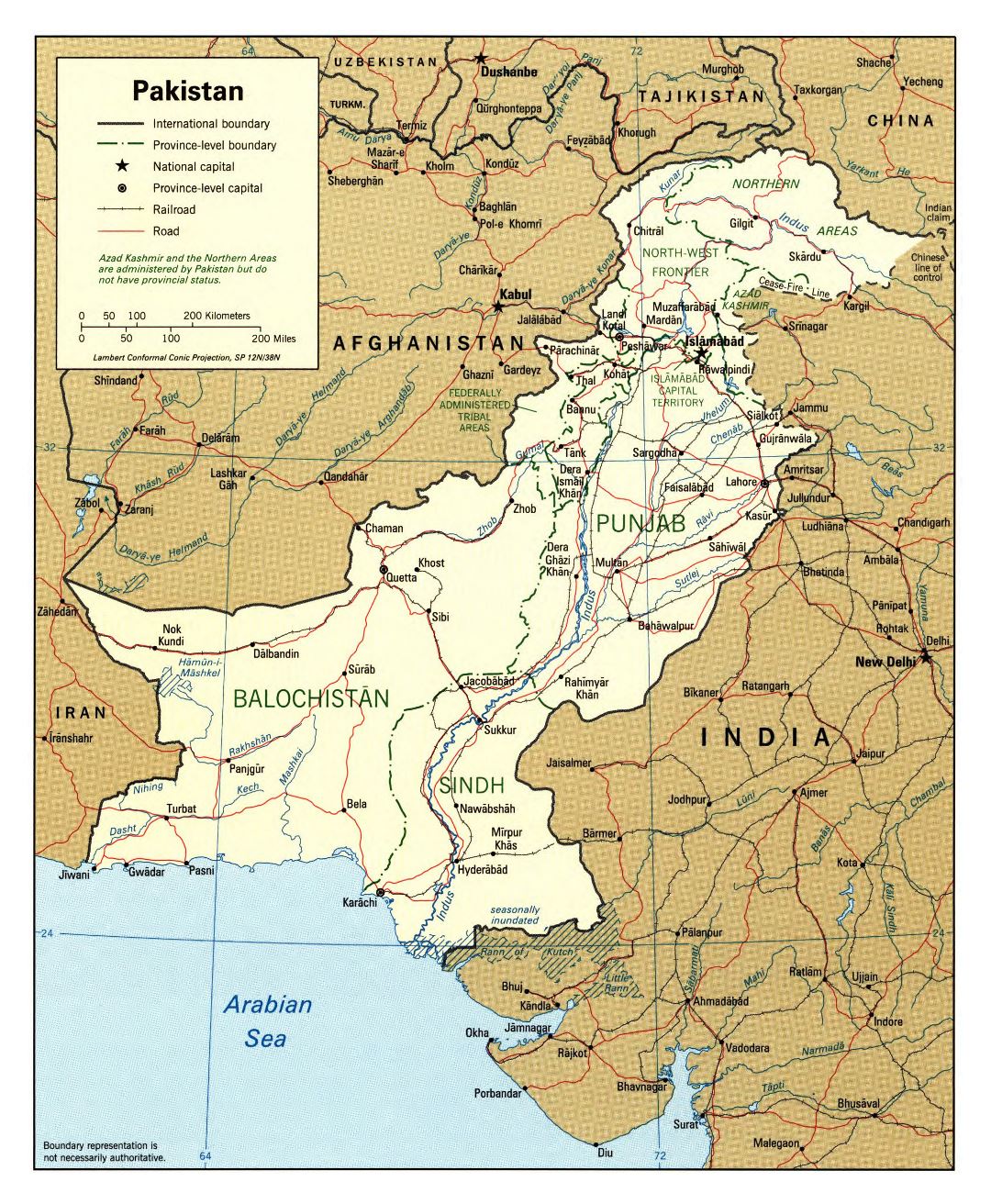 Grande detallado mapa político y administrativo de Pakistán con carreteras, ferrocarriles y principales ciudades - 1996